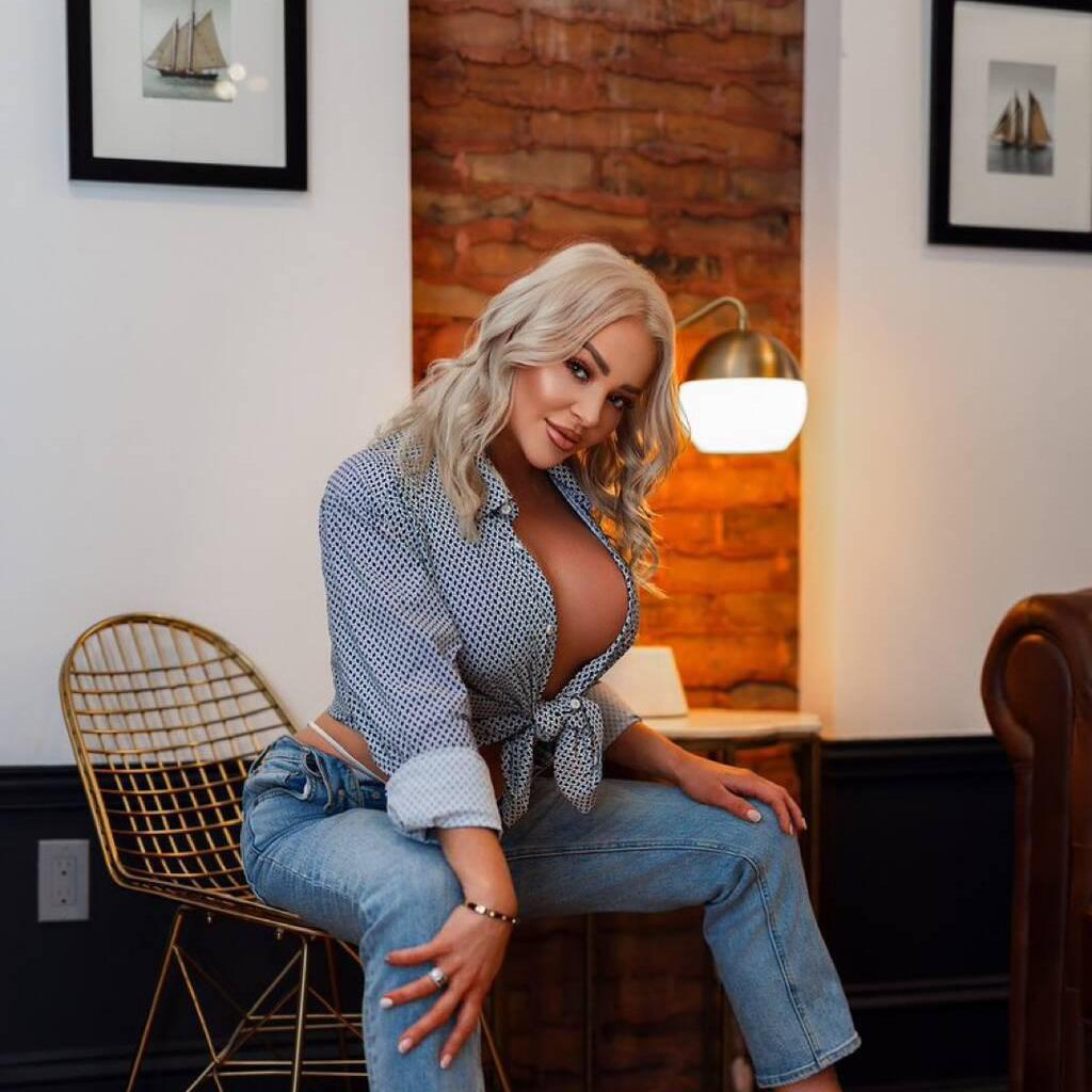 
                        Karina Valentina
                     is Female Escorts. | Moncton | New Brunswick | Canada | canadapleasure.com 