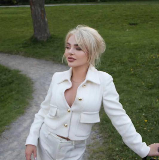 
                        Karina Valentina
                     is Female Escorts. | Moncton | New Brunswick | Canada | canadapleasure.com 