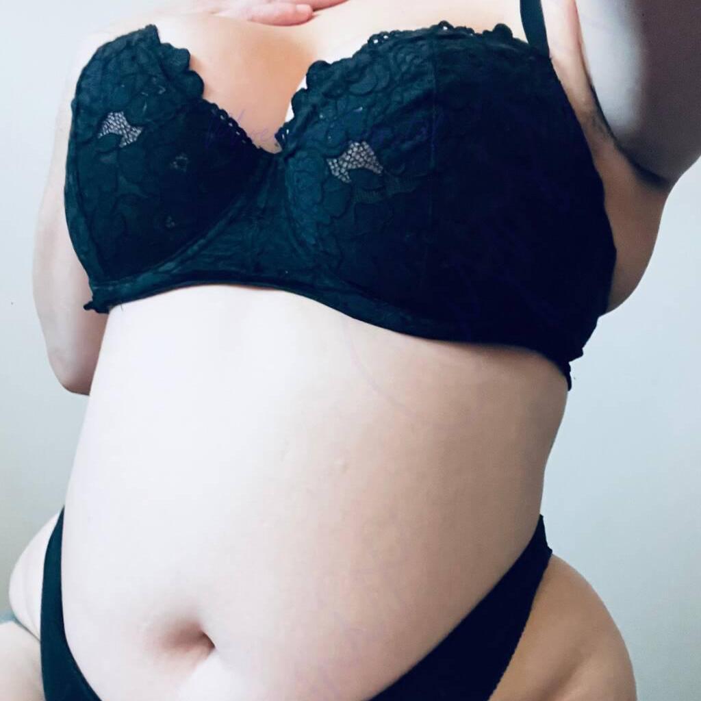 
                        Phoenix
                     is Female Escorts. | Kingston | Ontario | Canada | canadapleasure.com 