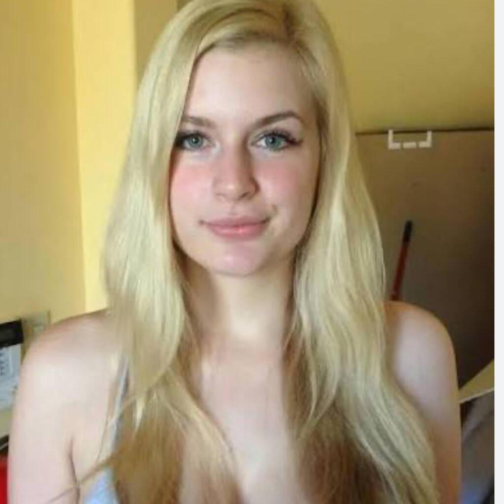 
                        Kelly
                     is Female Escorts. | Peace River Country | British Columbia | Canada | canadapleasure.com 