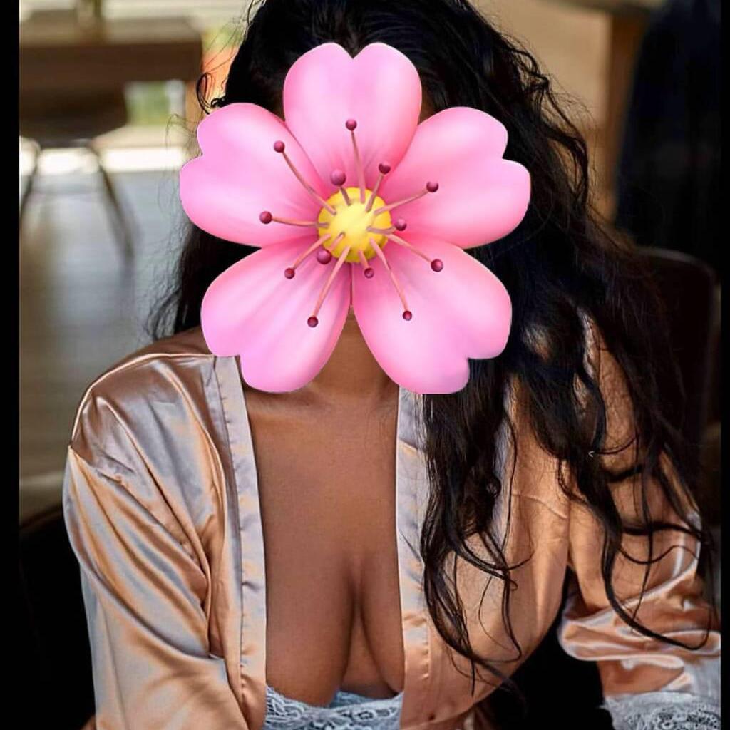 
                        Deepika
                     is Female Escorts. | Guelph | Ontario | Canada | canadapleasure.com 