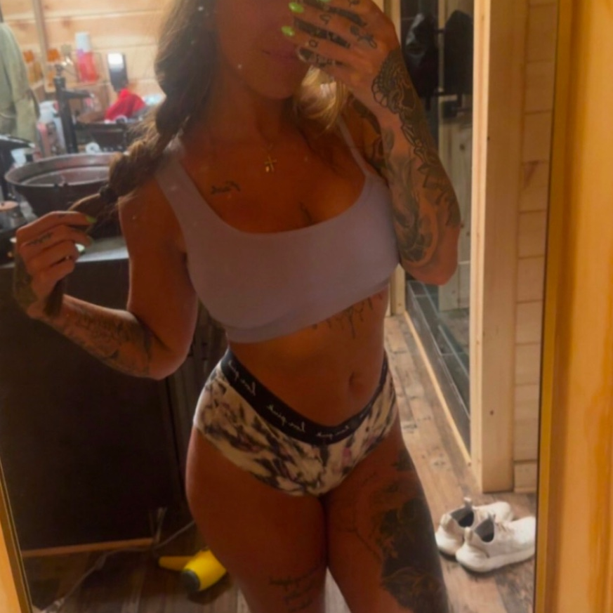 Paige is Female Escorts. | Hanover | Ontario | Canada | canadapleasure.com 