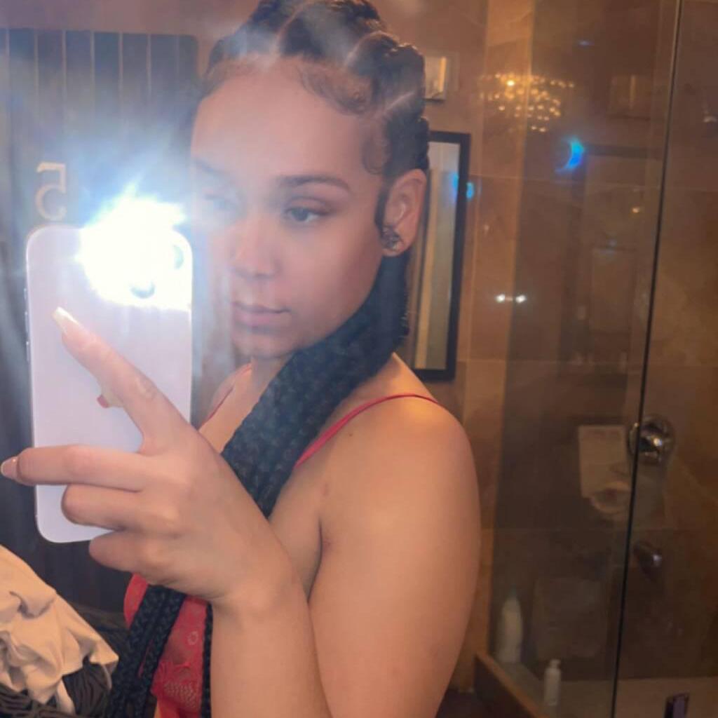 
                        Leena
                     is Female Escorts. | Edmonton | Alberta | Canada | canadapleasure.com 