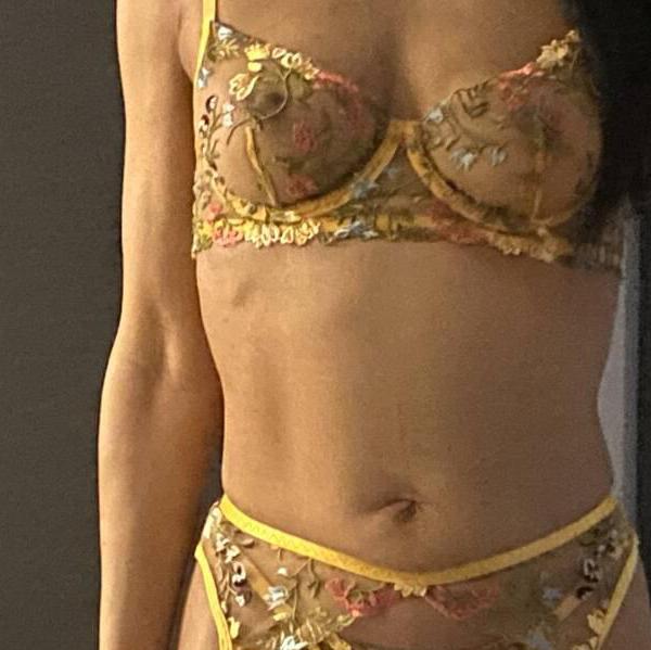 
                        Monica
                     is Female Escorts. | Kitchener | Ontario | Canada | canadapleasure.com 