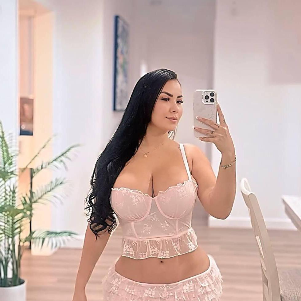 
                        EMERALD
                     is Female Escorts. | Vancouver | British Columbia | Canada | canadapleasure.com 