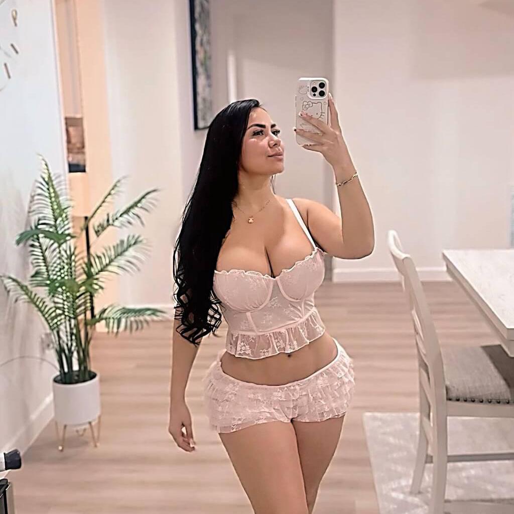 
                        EMERALD
                     is Female Escorts. | Vancouver | British Columbia | Canada | canadapleasure.com 