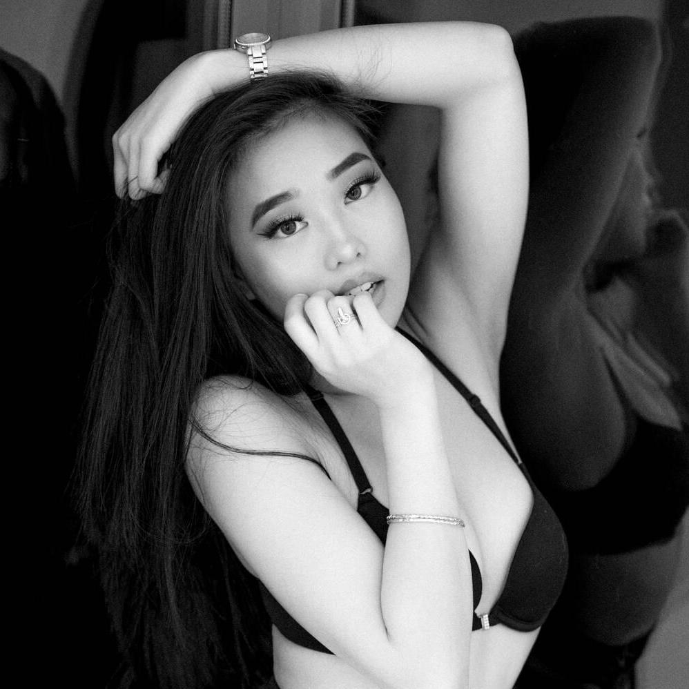 
                        Emma & Romola
                     is Female Escorts. | Hamilton | Ontario | Canada | canadapleasure.com 