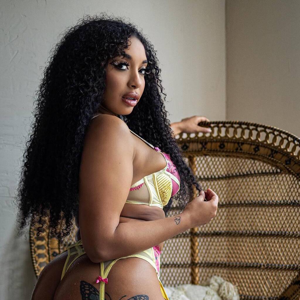 
                        Britany Bunny
                     is Female Escorts. | Niagara | Ontario | Canada | canadapleasure.com 