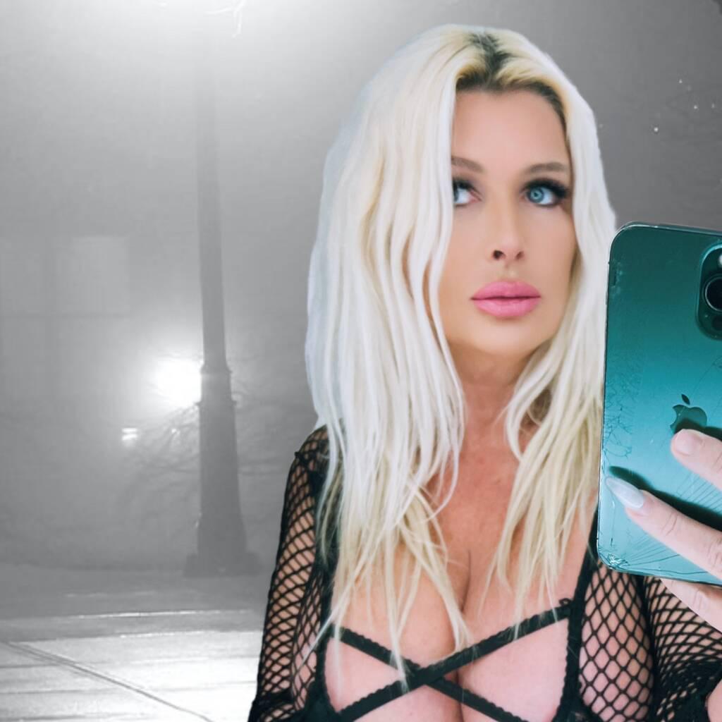 
                        NIKI VALHALLA
                     is Female Escorts. | Kelowna | British Columbia | Canada | canadapleasure.com 