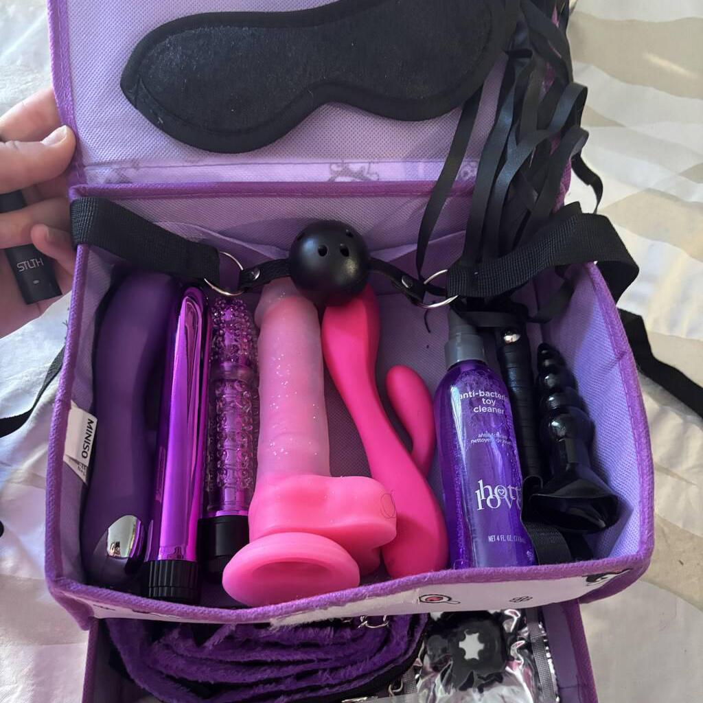 
                        Julia
                     is Female Escorts. | Sarnia | Ontario | Canada | canadapleasure.com 