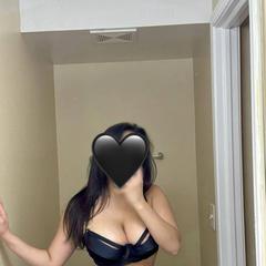 
                        Zoey
                     is Female Escorts. | Vancouver | British Columbia | Canada | canadapleasure.com 