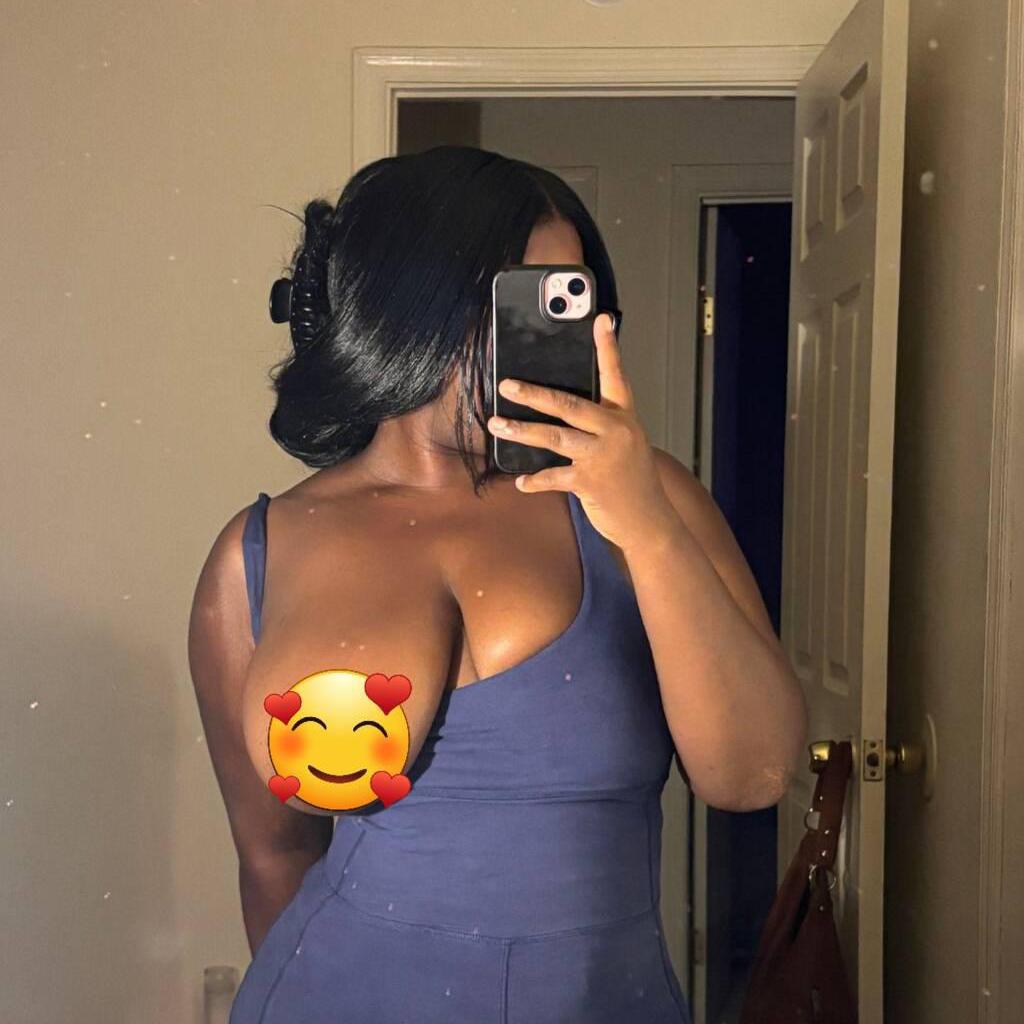 
                        Ebony
                     is Female Escorts. | Edmonton | Alberta | Canada | canadapleasure.com 