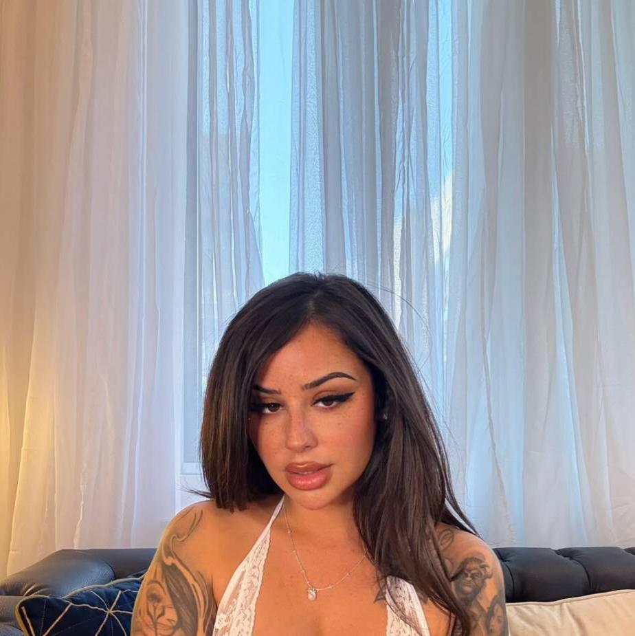 
                        Christina
                     is Female Escorts. | Sherbrooke | Quebec | Canada | canadapleasure.com 