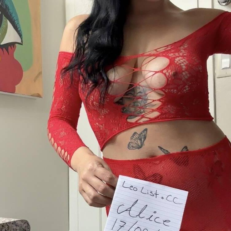 
                        Alice in wonderland
                     is Female Escorts. | Barrie | Ontario | Canada | canadapleasure.com 