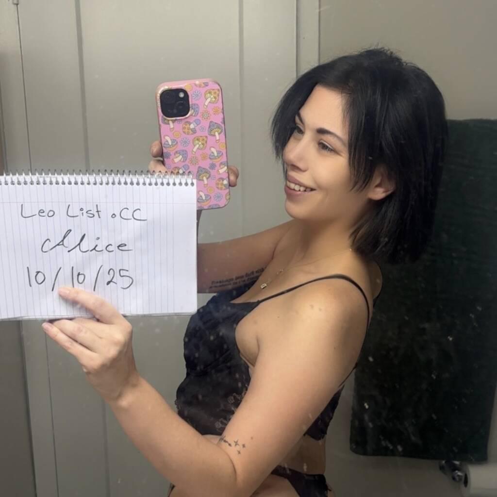 
                        Alice in wonderland
                     is Female Escorts. | Barrie | Ontario | Canada | canadapleasure.com 