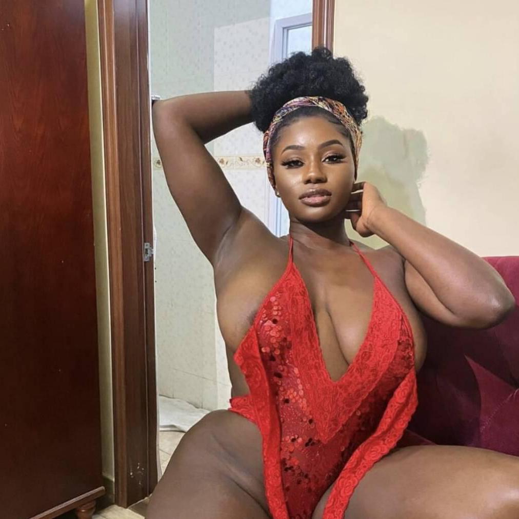 
                        Miley
                     is Female Escorts. | Quebec City | Quebec | Canada | canadapleasure.com 