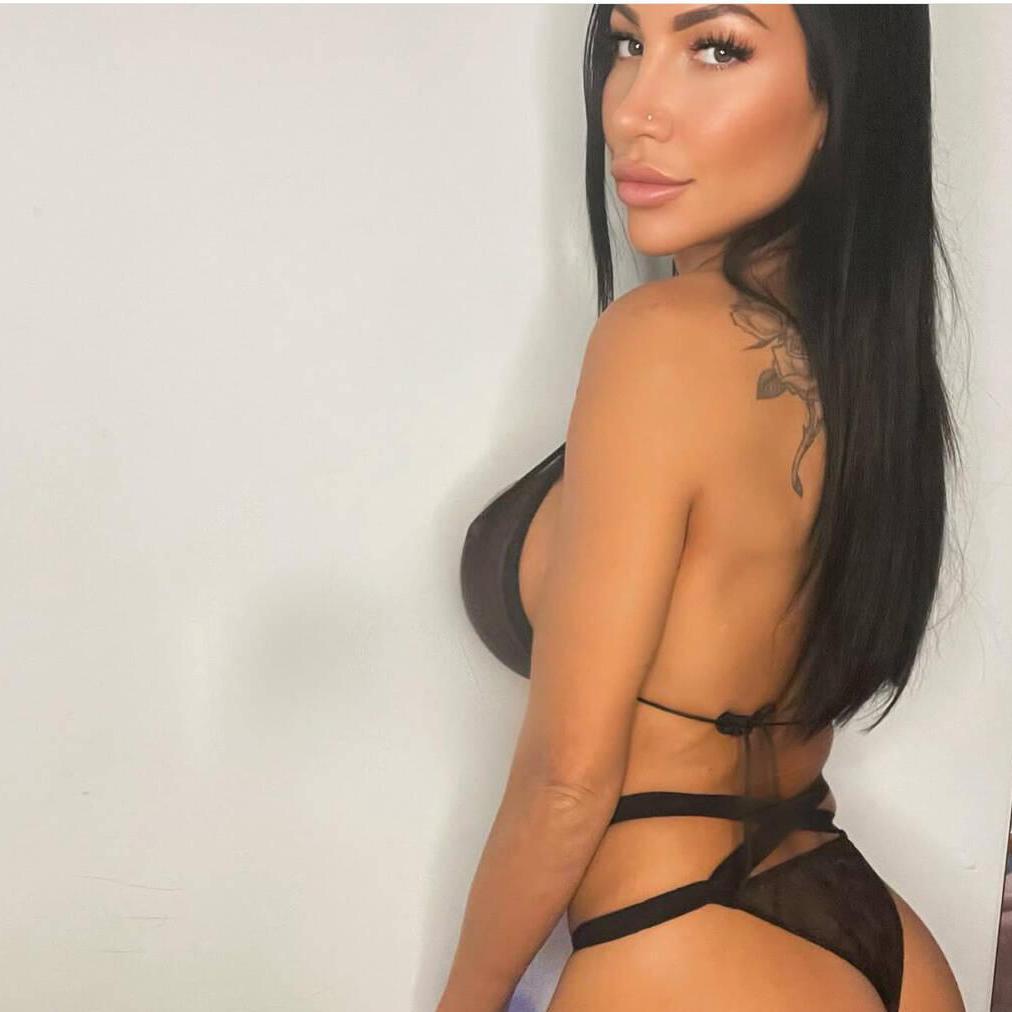 
                        Alycia Ferrari
                     is Female Escorts. | Vancouver | British Columbia | Canada | canadapleasure.com 