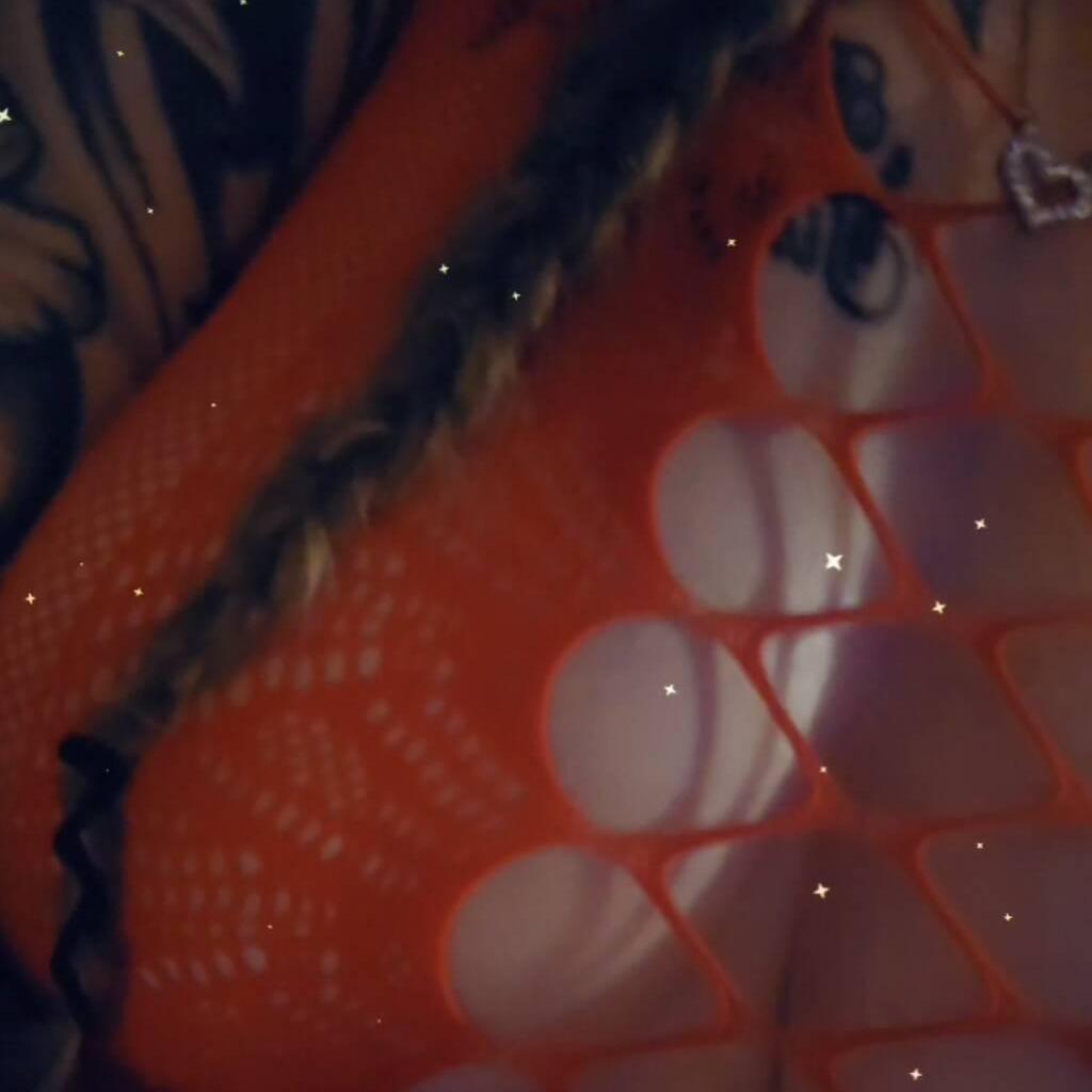 
                        marie
                     is Female Escorts. | Calgary | Alberta | Canada | canadapleasure.com 