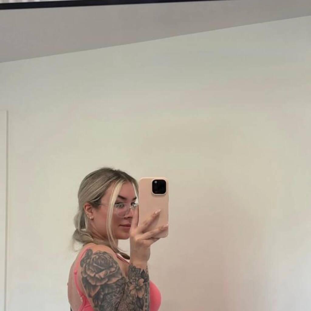 
                        Jenny
                     is Female Escorts. | Lethbridge | Alberta | Canada | canadapleasure.com 