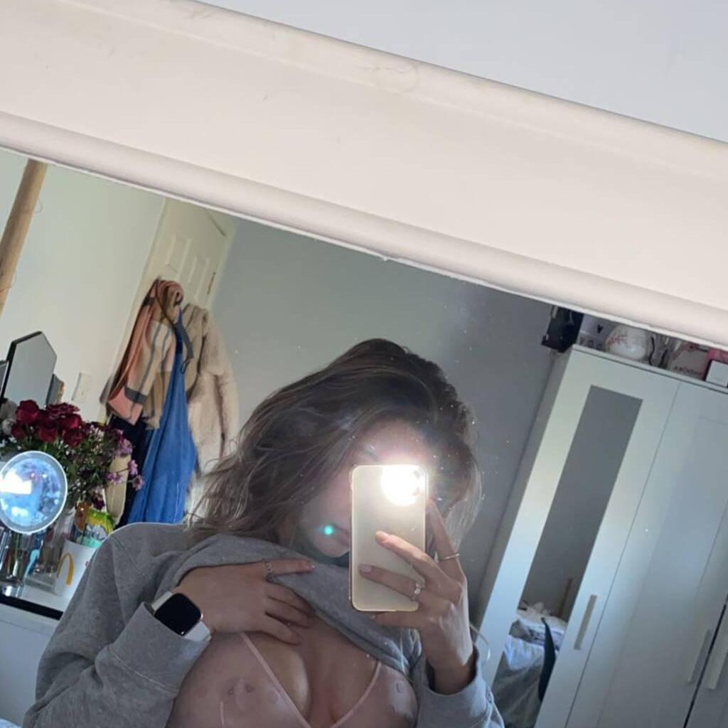 
                        Mira
                     is Female Escorts. | Quebec City | Quebec | Canada | canadapleasure.com 