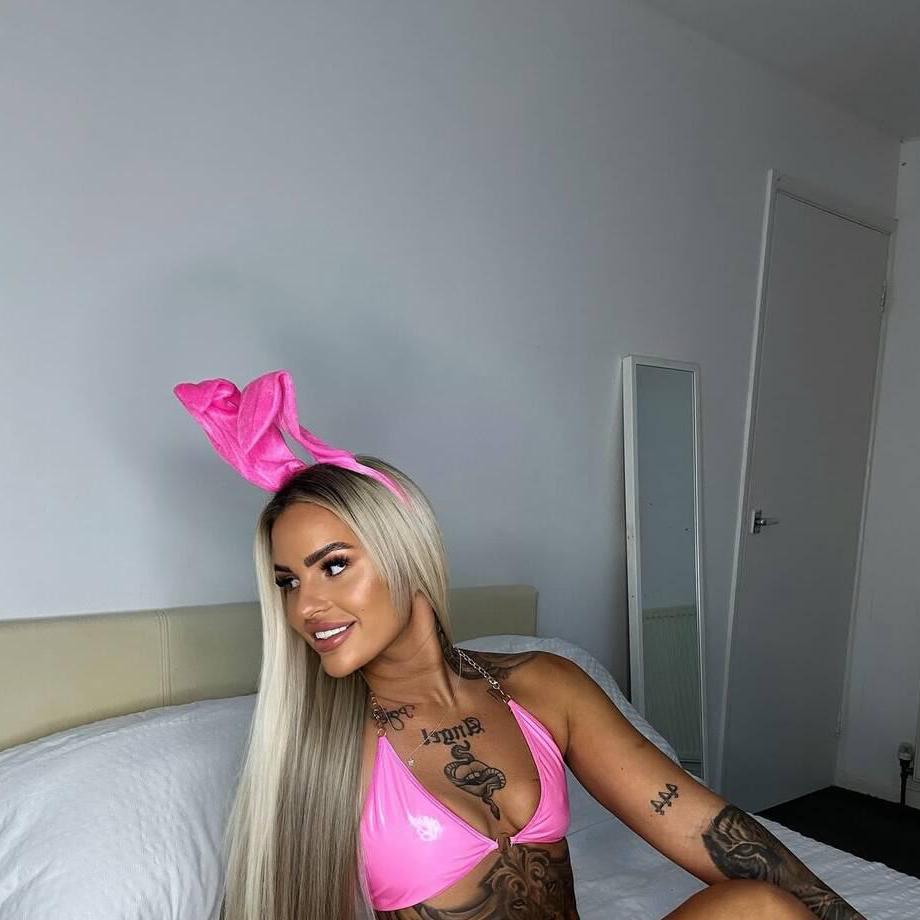 
                        camille
                     is Female Escorts. | Sherbrooke | Quebec | Canada | canadapleasure.com 