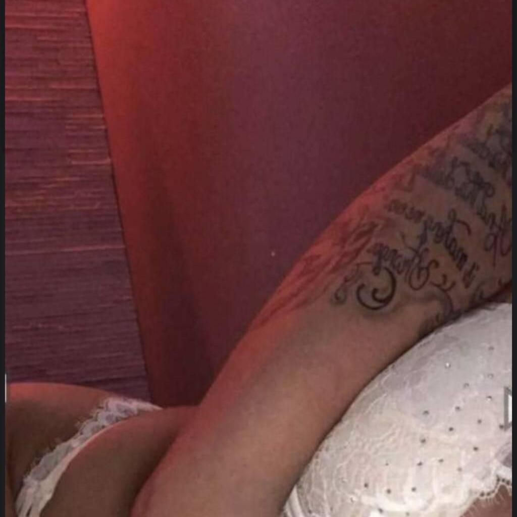 
                        Isabella
                     is Female Escorts. | Barrie | Ontario | Canada | canadapleasure.com 