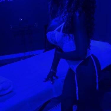 
                        BLUEMOON VIP MASSAGE
                     is Female Escorts. | Quebec City | Quebec | Canada | canadapleasure.com 