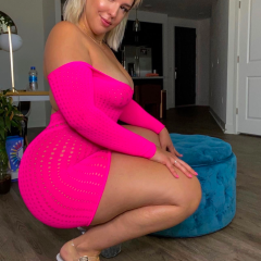 Nora is Female Escorts. | Hamilton | Ontario | Canada | canadapleasure.com 