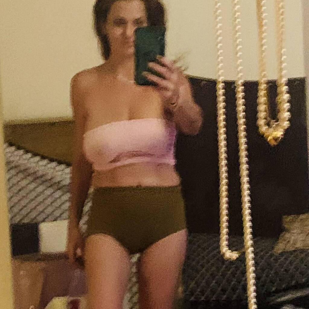 
                        Apple
                     is Female Escorts. | Toronto | Ontario | Canada | canadapleasure.com 