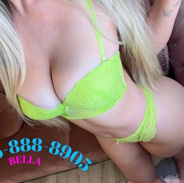 
                        Bella
                     is Female Escorts. | Calgary | Alberta | Canada | canadapleasure.com 