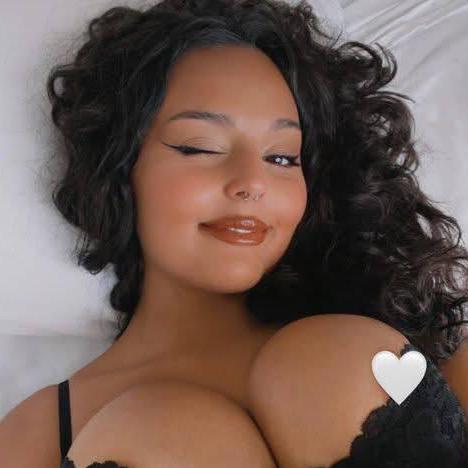 
                        Roseline
                     is Female Escorts. | Sunshine Coast | British Columbia | Canada | canadapleasure.com 