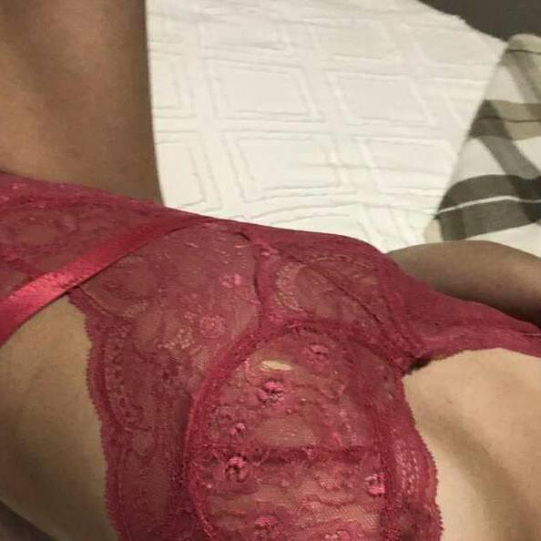 
                        Sara
                     is Female Escorts. | Calgary | Alberta | Canada | canadapleasure.com 