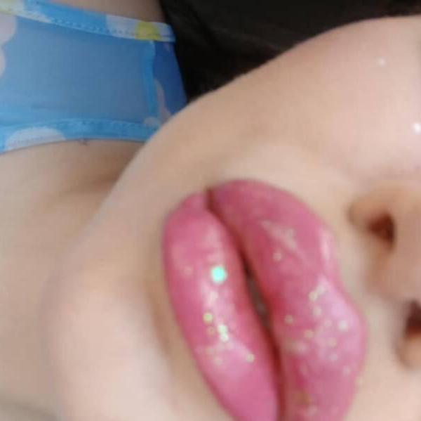 
                        Victoria Page
                     is Female Escorts. | Moncton | New Brunswick | Canada | canadapleasure.com 