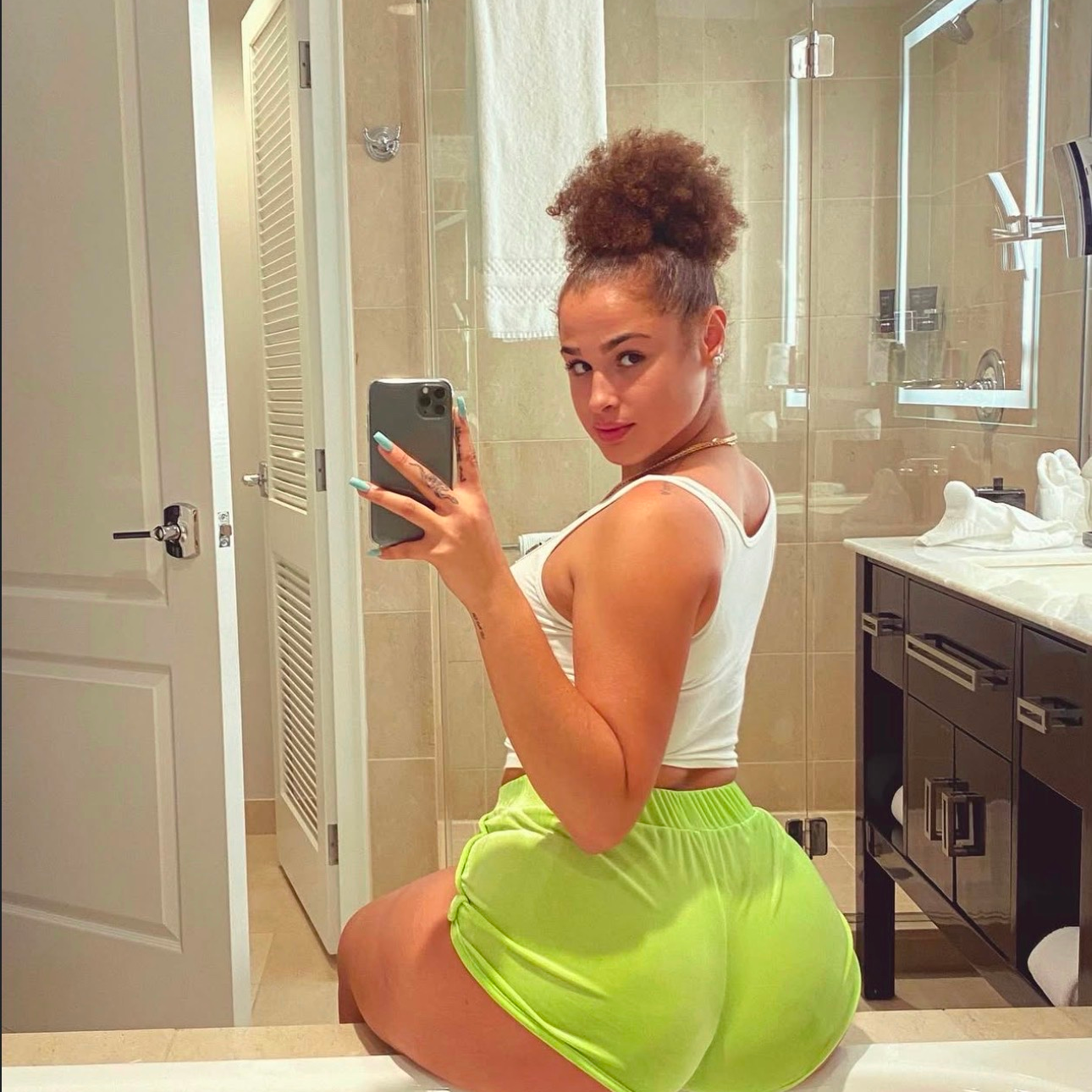 Nora danielle is Female Escorts. | Brockville | Ontario | Canada | canadapleasure.com 