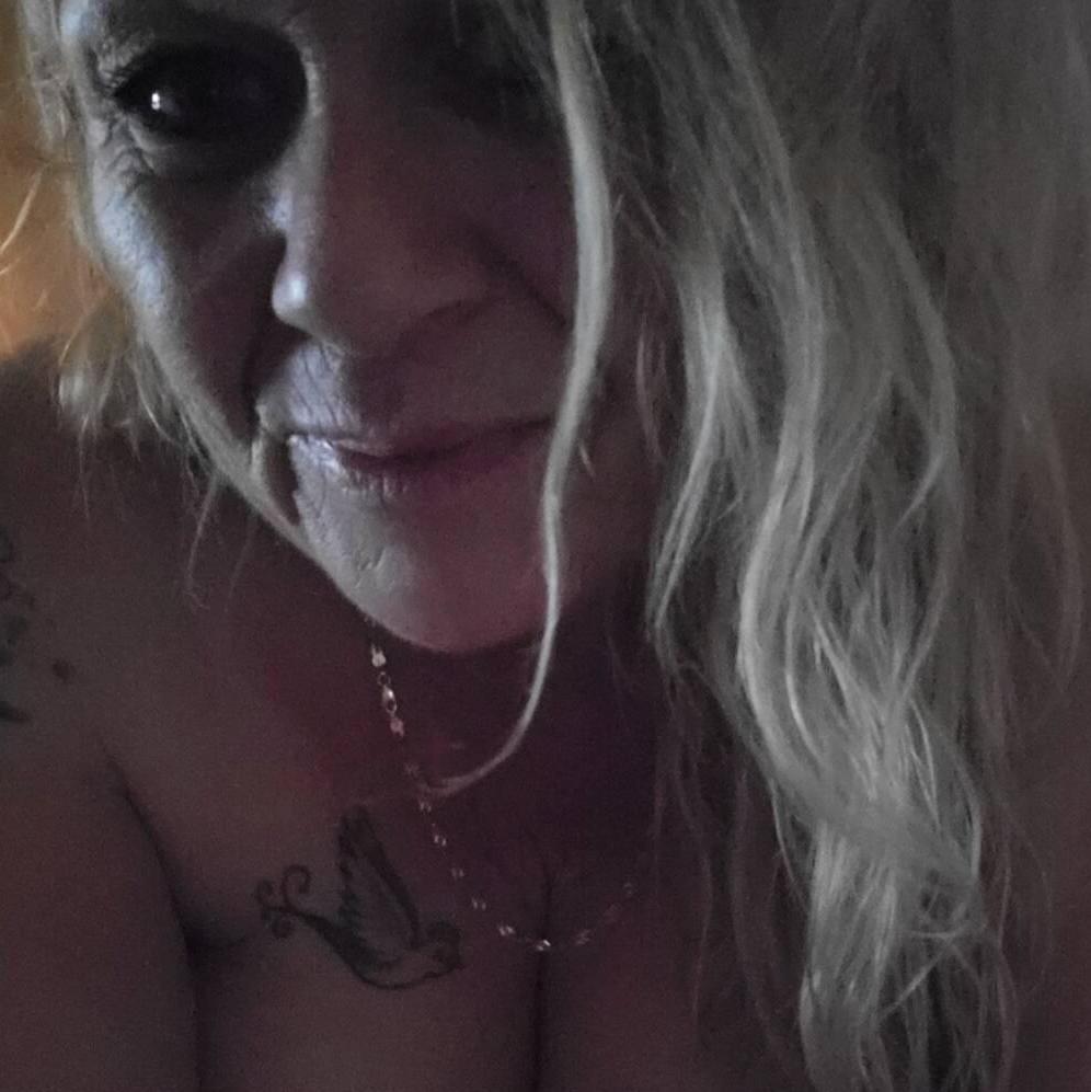 
                        MZ.EVE  -  CÃṢĤ ÔŇĽỲ
                     is Female Escorts. | Thunder Bay | Ontario | Canada | canadapleasure.com 