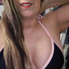 
                        Jennifer
                     is Female Escorts. | Hamilton | Ontario | Canada | canadapleasure.com 