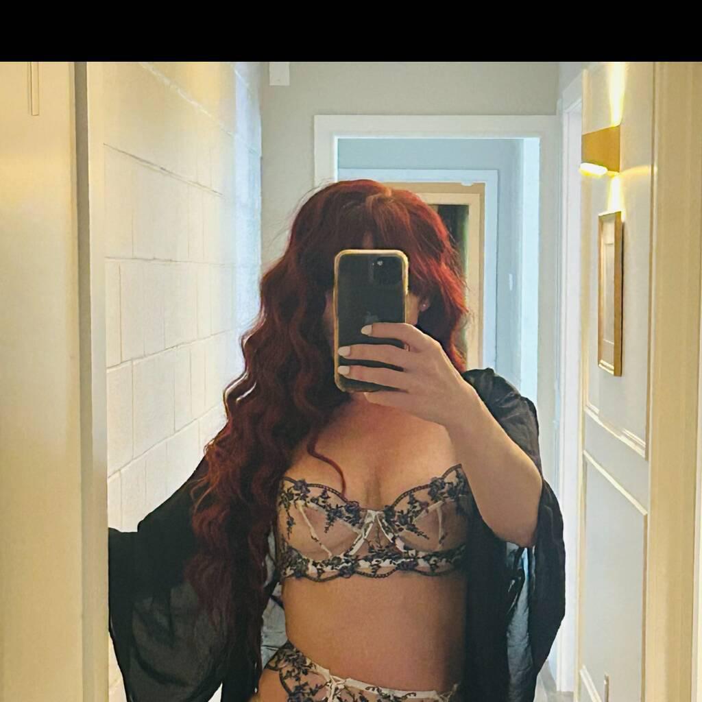 
                        Charlotte
                     is Female Escorts. | Niagara | Ontario | Canada | canadapleasure.com 