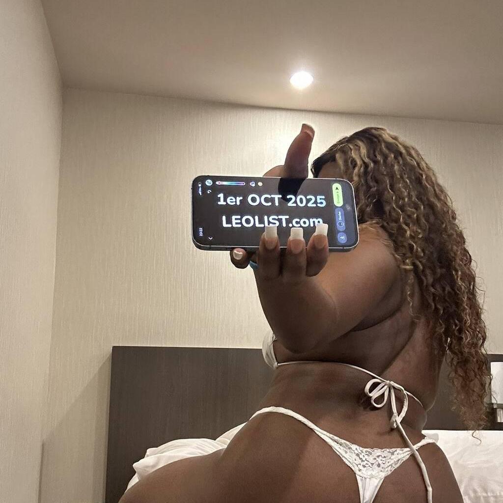 
                        Melina
                     is Female Escorts. | Quebec City | Quebec | Canada | canadapleasure.com 