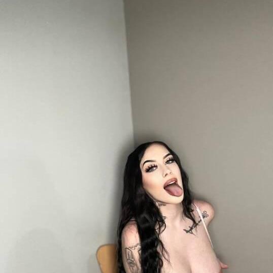 
                        Alanna
                     is Female Escorts. | Vancouver | British Columbia | Canada | canadapleasure.com 