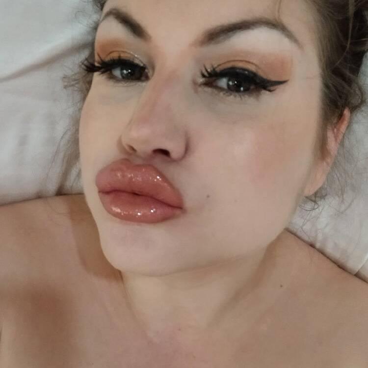 
                        Victoria
                     is Female Escorts. | Moncton | New Brunswick | Canada | canadapleasure.com 