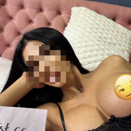 
                        Sarah
                     is Female Escorts. | Quebec City | Quebec | Canada | canadapleasure.com 