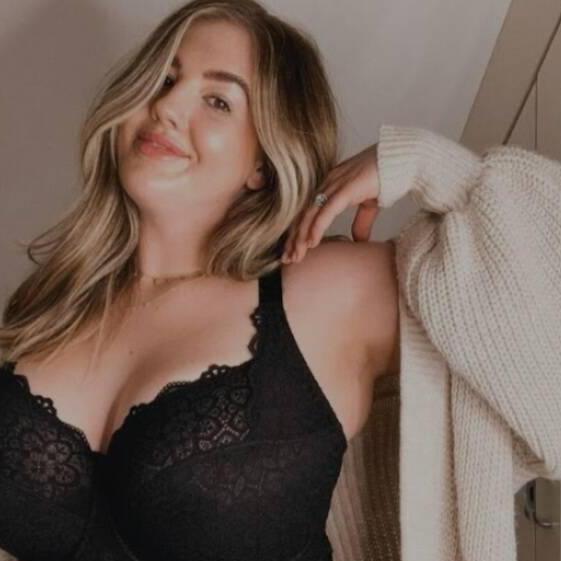 
                        Mya
                     is Female Escorts. | Abbotsford | British Columbia | Canada | canadapleasure.com 