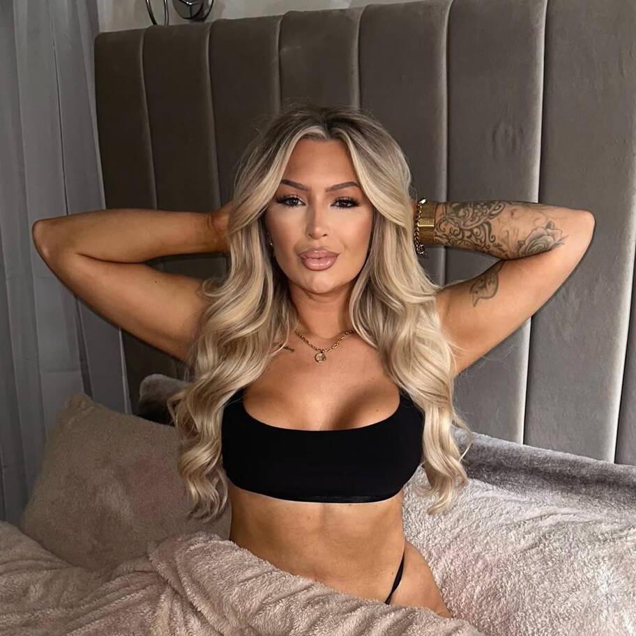 
                        Aryelle
                     is Female Escorts. | Sherbrooke | Quebec | Canada | canadapleasure.com 