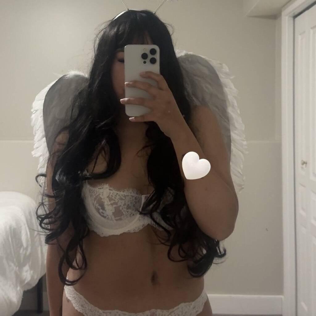 
                        Miss Treasure
                     is Female Escorts. | Regina | Saskatchewan | Canada | canadapleasure.com 