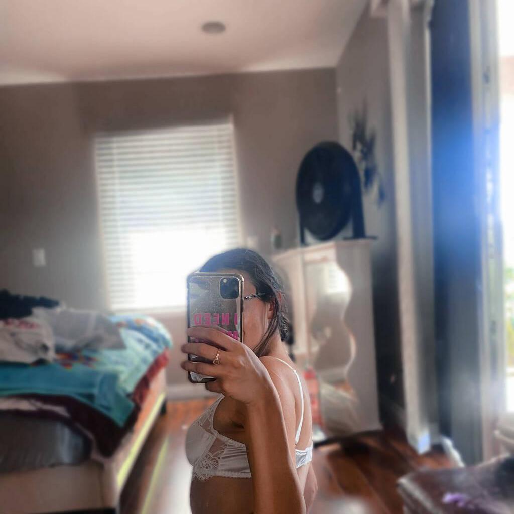 
                        Whitney
                     is Female Escorts. | Kelowna | British Columbia | Canada | canadapleasure.com 