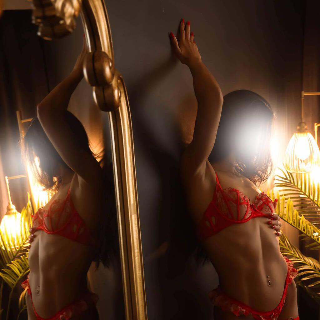 
                        Jailey's Health Studio
                     is Female Escorts. | Edmonton | Alberta | Canada | canadapleasure.com 