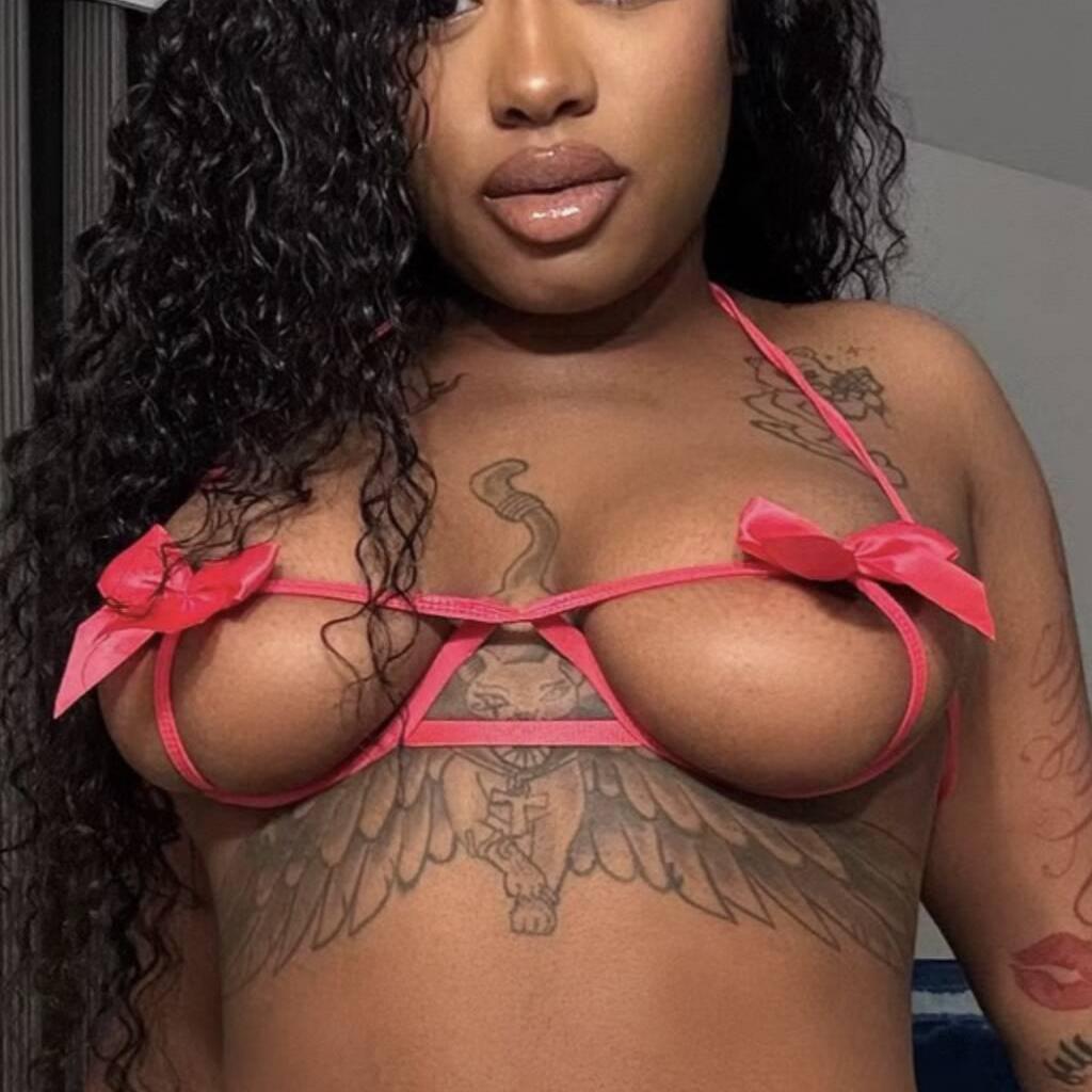 
                        Misha
                     is Female Escorts. | Montreal | Quebec | Canada | canadapleasure.com 