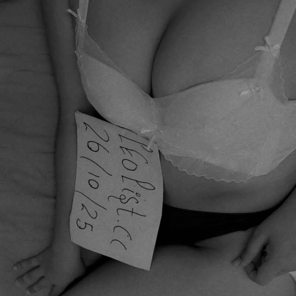 
                        Naina
                     is Female Escorts. | Lethbridge | Alberta | Canada | canadapleasure.com 