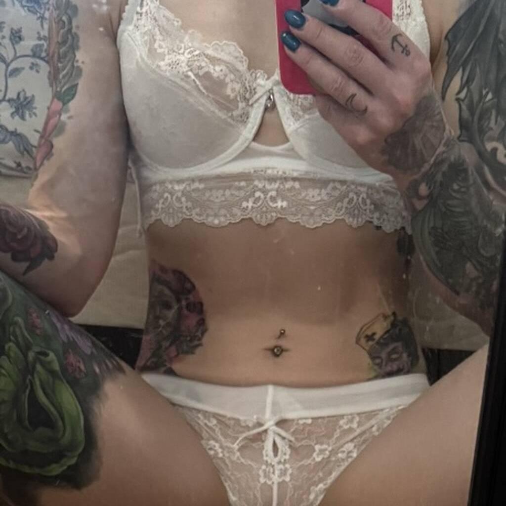 
                        Alice
                     is Female Escorts. | Nanaimo | British Columbia | Canada | canadapleasure.com 