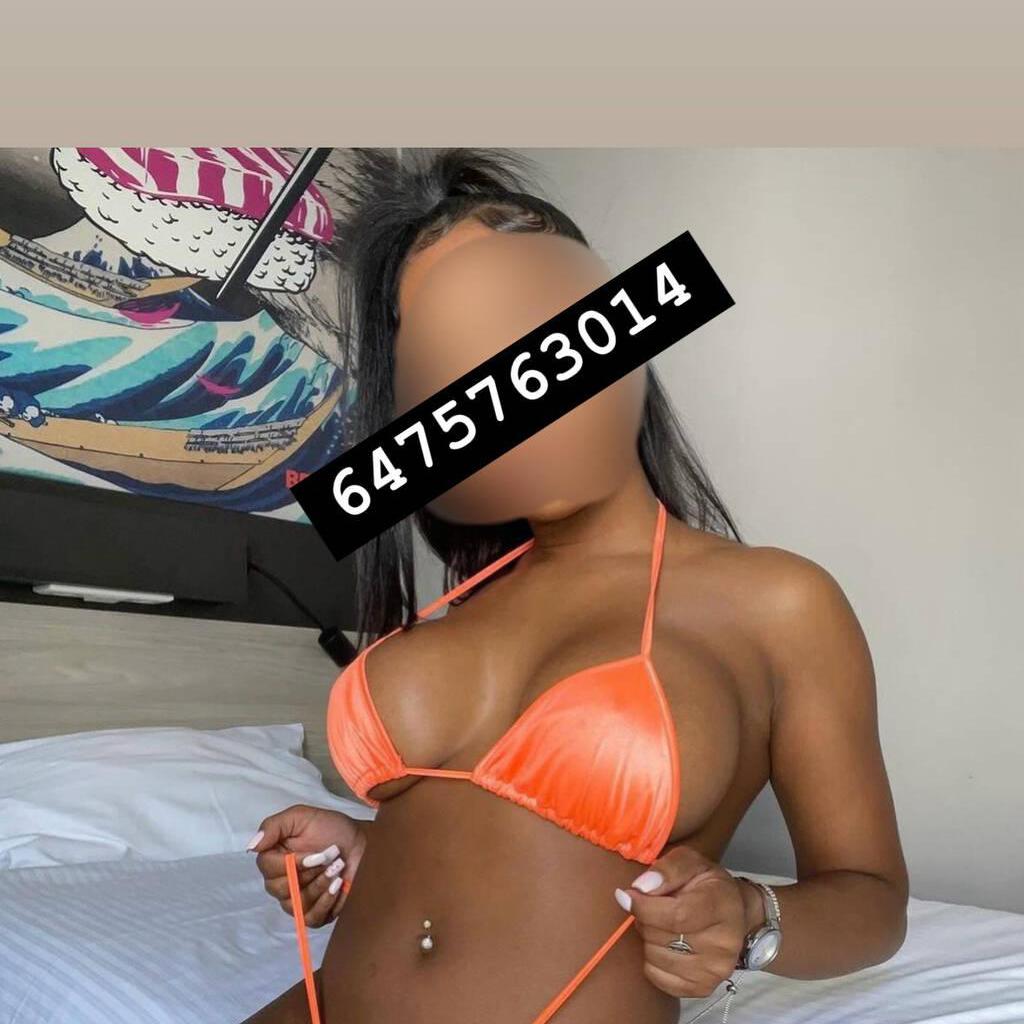 
                        Kellyy
                     is Female Escorts. | Barrie | Ontario | Canada | canadapleasure.com 